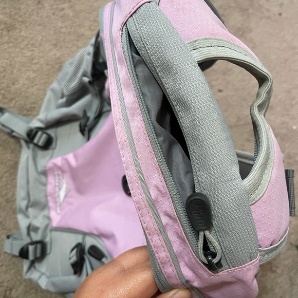 High Sierra Pink backpack - Picture 4 of 6